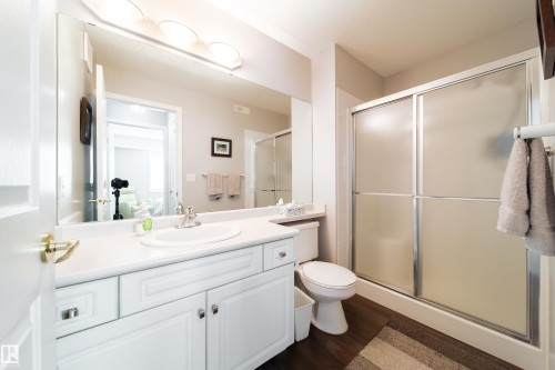 427 6703 172 Street, Edmonton, AB - Indoor Photo Showing Bathroom