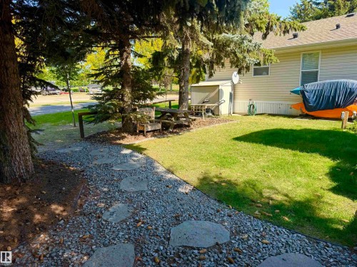 1002 35468 Range Road 30, Rural Red Deer County, AB 