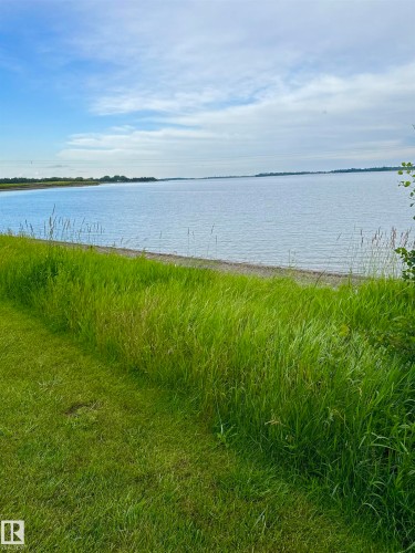1002 35468 Range Road 30, Rural Red Deer County, AB 