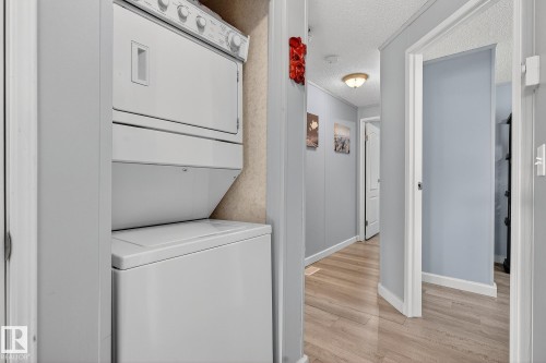 1160 Aspen Drive W, Leduc, AB - Indoor Photo Showing Laundry Room