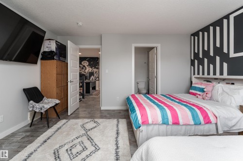 5439 Chappelle Road, Edmonton, AB - Indoor Photo Showing Bedroom