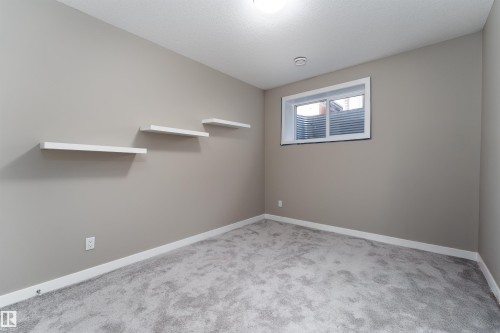 5439 Chappelle Road, Edmonton, AB - Indoor Photo Showing Other Room