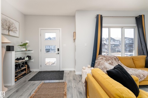 5439 Chappelle Road, Edmonton, AB - Indoor