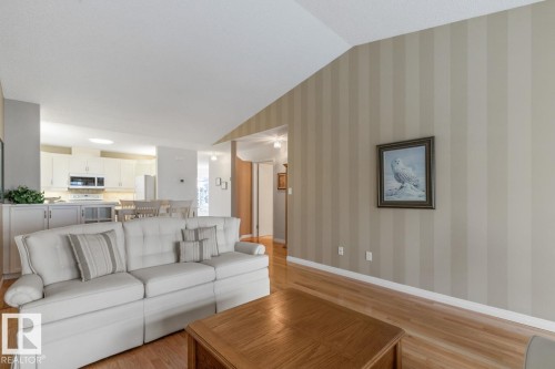 6572 158 Avenue, Edmonton, AB - Indoor Photo Showing Living Room