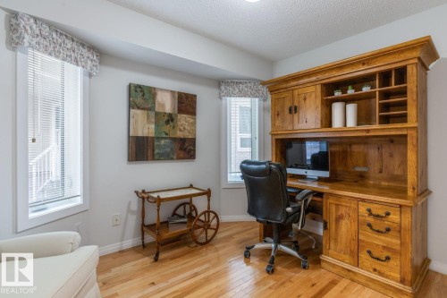 6572 158 Avenue, Edmonton, AB - Indoor Photo Showing Office