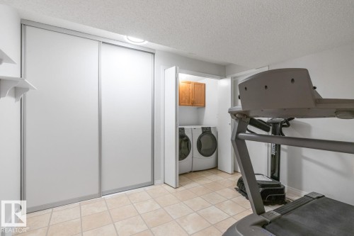 6572 158 Avenue, Edmonton, AB - Indoor Photo Showing Laundry Room
