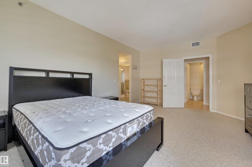 501 9708 110 Street, Edmonton, AB - Indoor Photo Showing Bedroom