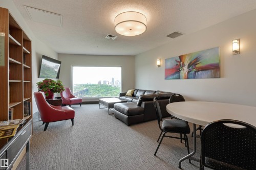 501 9708 110 Street, Edmonton, AB - Indoor