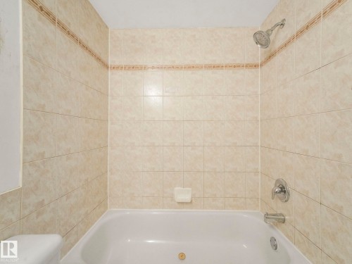 107 10421 93 Street, Edmonton, AB - Indoor Photo Showing Bathroom