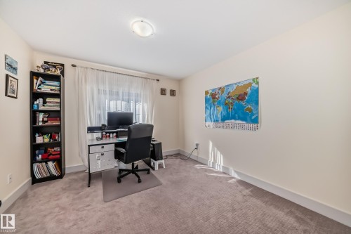 3503 Goodridge Bay Nw, Edmonton, AB - Indoor Photo Showing Office