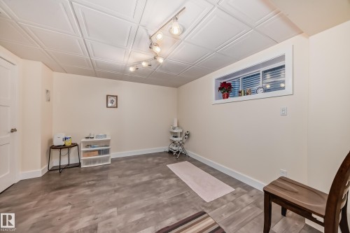 3503 Goodridge Bay Nw, Edmonton, AB - Indoor