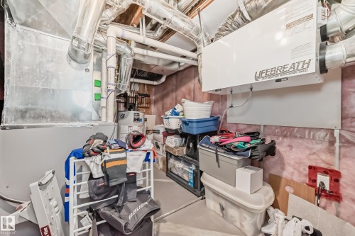 3503 Goodridge Bay Nw, Edmonton, AB - Indoor