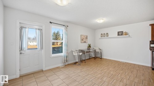 14903 109 Avenue, Edmonton, AB - Indoor Photo Showing Other Room