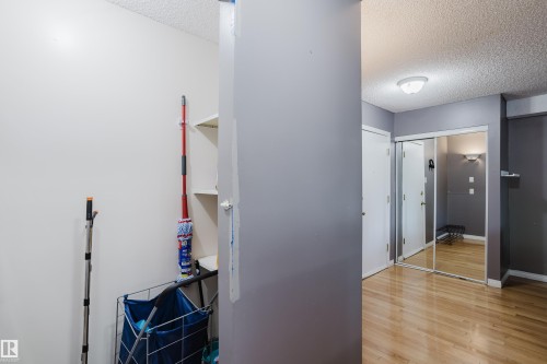 106 11217 103 Avenue, Edmonton, AB - Indoor Photo Showing Other Room
