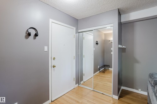 106 11217 103 Avenue, Edmonton, AB - Indoor Photo Showing Other Room