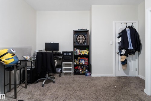 36 1720 Garnett Point(E), Edmonton, AB - Indoor Photo Showing Office