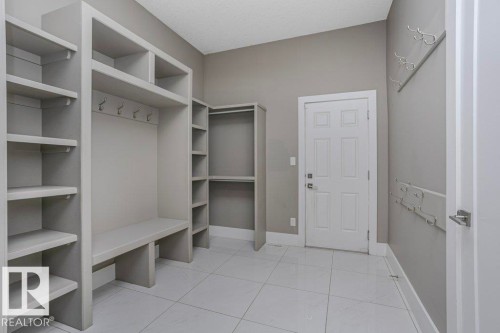 2453 Ashcraft Crescent, Edmonton, AB - Indoor