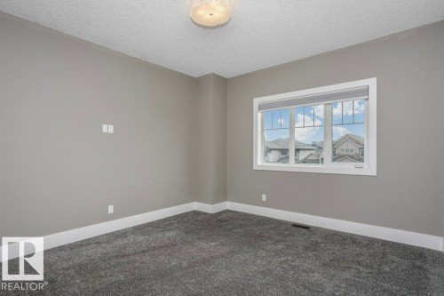 2453 Ashcraft Crescent, Edmonton, AB - Indoor Photo Showing Other Room