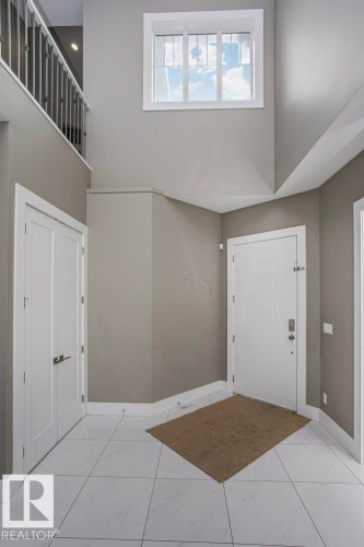 2453 Ashcraft Crescent, Edmonton, AB - Indoor Photo Showing Other Room