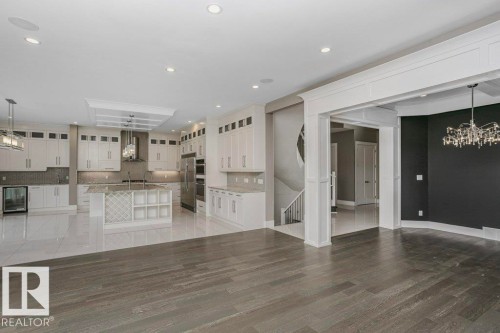 2453 Ashcraft Crescent, Edmonton, AB - Indoor