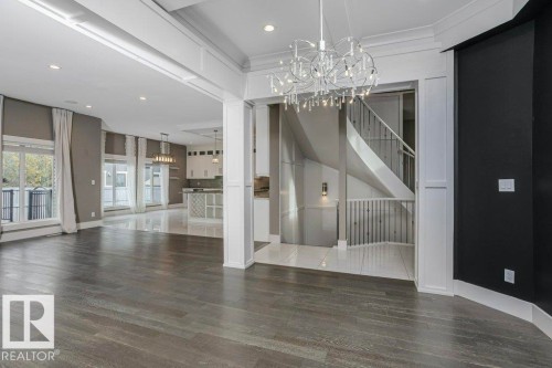 2453 Ashcraft Crescent, Edmonton, AB - Indoor Photo Showing Other Room