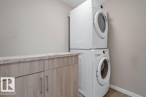 11840B 122 Street, Edmonton, AB - Indoor Photo Showing Laundry Room