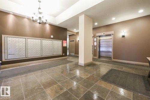 1807 10303 105 Street, Edmonton, AB - Indoor Photo Showing Other Room