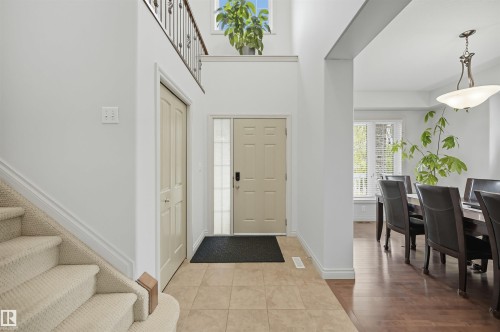 3411 Macneil Link, Edmonton, AB - Indoor Photo Showing Other Room