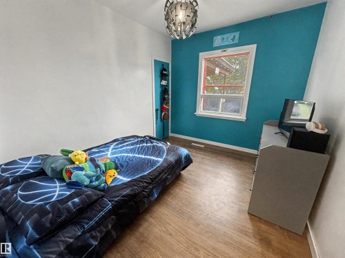 5510 Railway Avenue, Glendon, AB - Indoor Photo Showing Bedroom