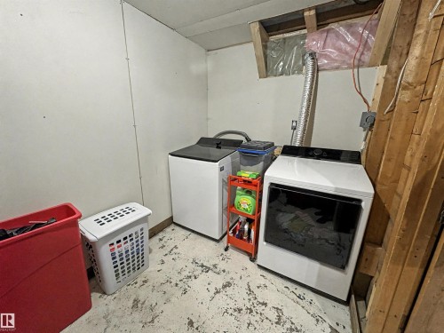 5510 Railway Avenue, Glendon, AB - Indoor Photo Showing Laundry Room