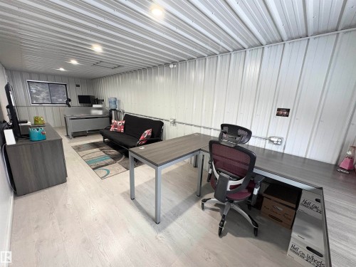 5510 Railway Avenue, Glendon, AB - Indoor Photo Showing Other Room