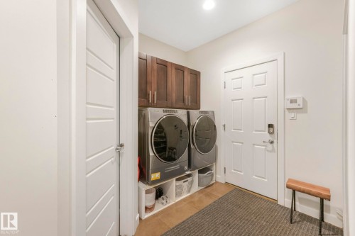 2441 Bowen Wynd, Edmonton, AB - Indoor Photo Showing Laundry Room
