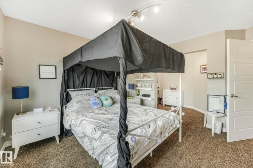 2441 Bowen Wynd, Edmonton, AB - Indoor Photo Showing Bedroom