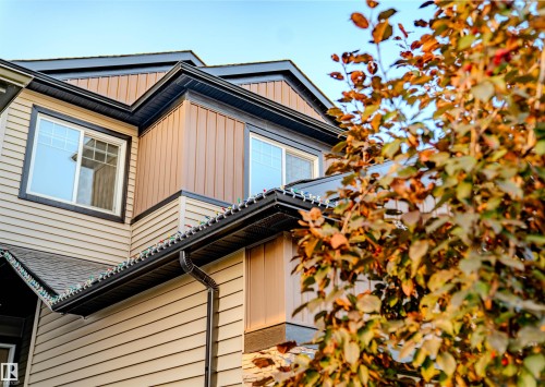 7627 Creighton, Edmonton, AB - Outdoor