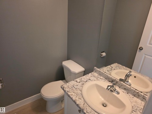 12430 85 Street, Edmonton, AB - Indoor Photo Showing Bathroom
