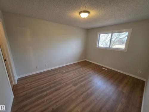 12430 85 Street, Edmonton, AB - Indoor Photo Showing Other Room