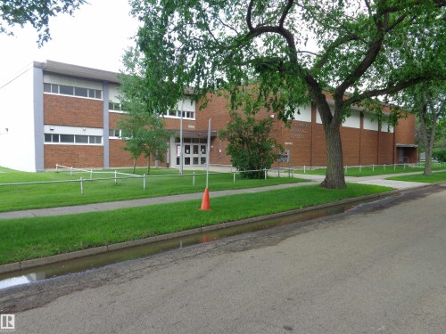 12430 85 Street, Edmonton, AB - Outdoor