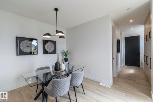 4541 Knight Wynd, Edmonton, AB - Indoor Photo Showing Dining Room