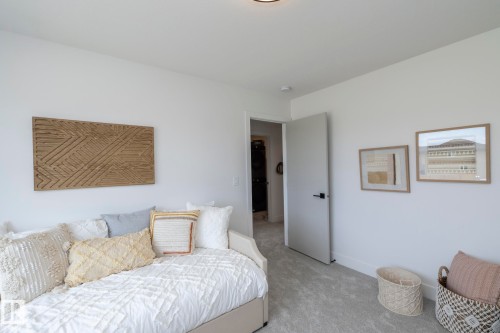 4541 Knight Wynd, Edmonton, AB - Indoor Photo Showing Bedroom