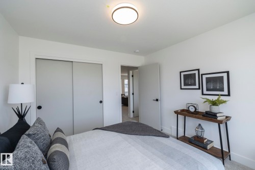 4541 Knight Wynd, Edmonton, AB - Indoor Photo Showing Bedroom
