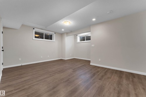 3650 13 Street, Edmonton, AB - Indoor Photo Showing Other Room