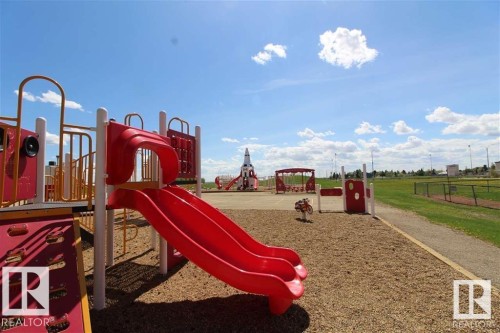 24 Monterey Estates, Wetaskiwin, AB 