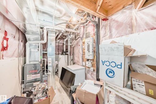 1717 Hammond Crescent Nw, Edmonton, AB - Indoor Photo Showing Basement