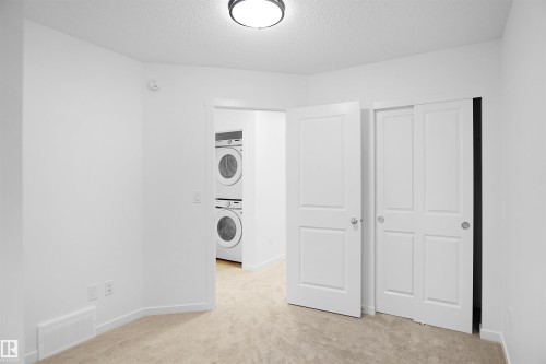 2031 210 Street, Edmonton, AB - Indoor