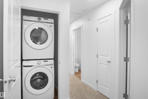 2031 210 Street, Edmonton, AB - Indoor Photo Showing Laundry Room
