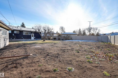 9648 74 Street Nw, Edmonton, AB - Outdoor