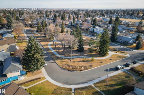 9648 74 Street Nw, Edmonton, AB - Outdoor With View