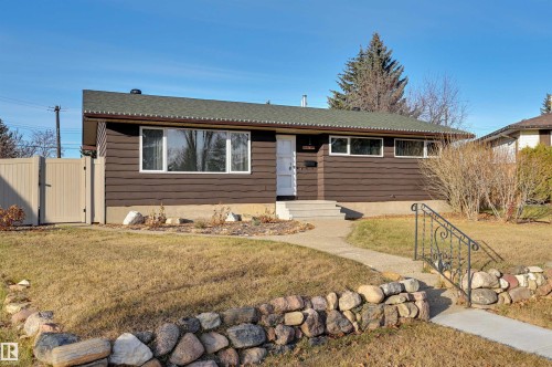 9648 74 Street Nw, Edmonton, AB - Outdoor