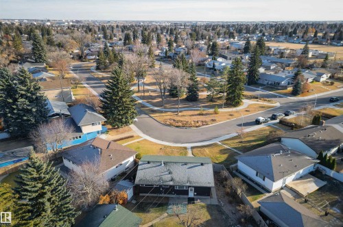 9648 74 Street Nw, Edmonton, AB - Outdoor With View