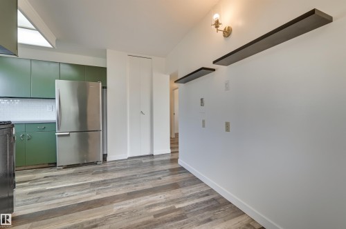 9648 74 Street Nw, Edmonton, AB - Indoor